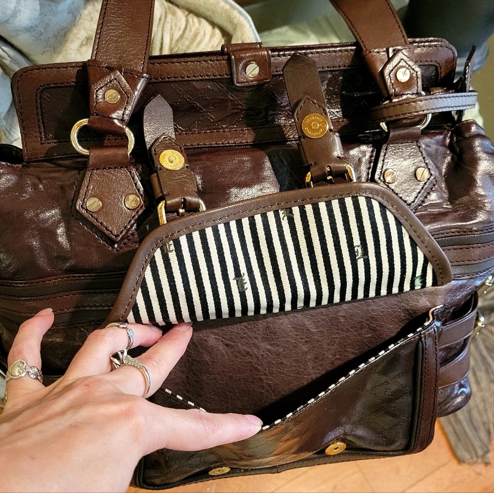 L.A.M.B. by Gwen Stefani Leather Satchel Luxury Designer Handbag #620 - Picture 13 of 17